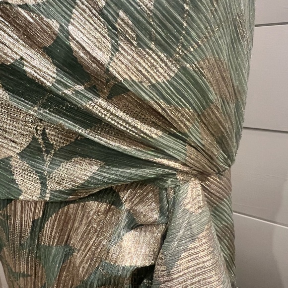 Adrianna Papell One Shoulder Green and Gold Dress - Picture 4 of 9